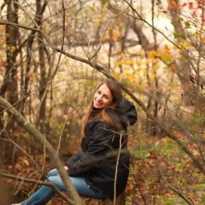 Meet your Posher, Christina